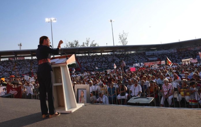 Claudia Sheinbaum anuncia en Veracruz recuperación de la petroquímica de Pemex y arranque del proyecto Escolín