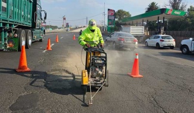 SICT reporta 70% de avance en conservación rutinaria de carreteras en Edomex