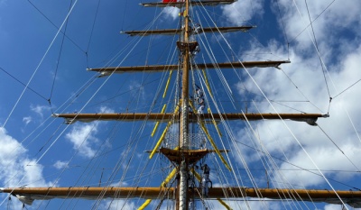 El Buque Escuela Cuauhtémoc concluye pruebas en Nueva York y reafirma su misión naval