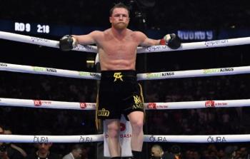 Le piden a Canelo Álvarez que no piense en el retiro tras derrota ante Crawford