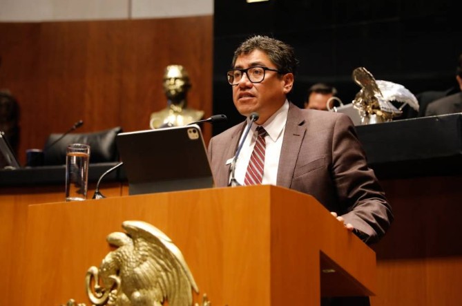 Saúl Monreal analiza postularse por PRI o PAN ante ley contra el nepotismo en Morena