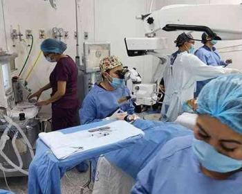 IMSS Puebla devuelve la vista a 83 pacientes con jornada de cirugía de catarata