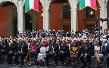 Reacomodos en Morena durante el primer informe de Claudia Sheinbaum generan especulación política