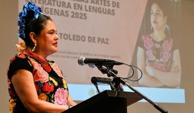 Natalia Toledo recibe la Medalla Bellas Artes 2025 en Literatura en Lenguas Indígenas por su aporte a la poesía zapoteca