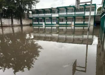 SEP evalúa daños en escuelas afectadas por lluvias en cinco estados para garantizar un regreso seguro a clases