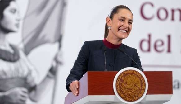 Gobierno de México distribuirá 2.5 millones de libros de la colección “25 para el 25” del FCE en América Latina