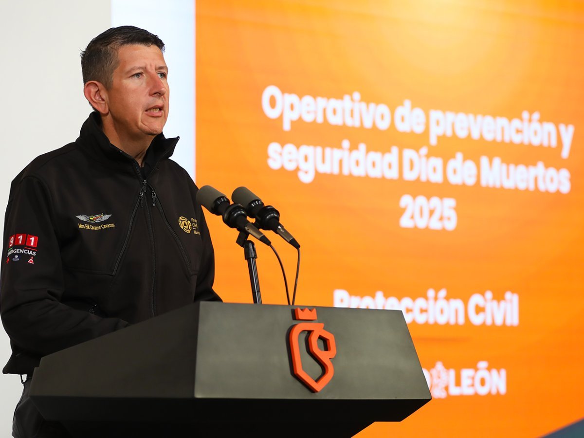 Gobierno de Nuevo León implementa operativo con más de 1,100 elementos para seguridad en panteones durante Día de Muertos 2025