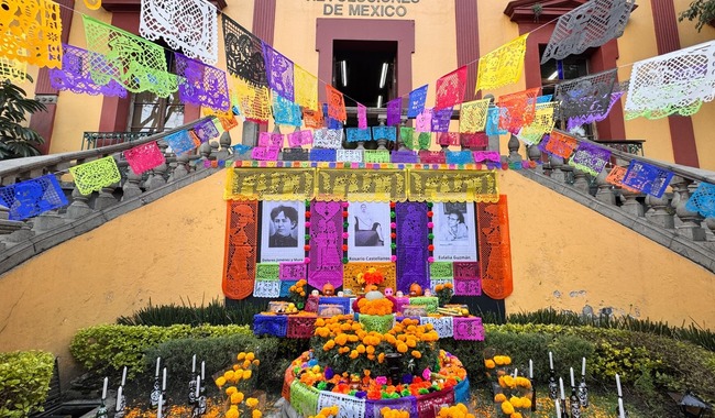 INEHRM dedica su ofrenda del Día de Muertos a tres mujeres que marcaron la historia de México