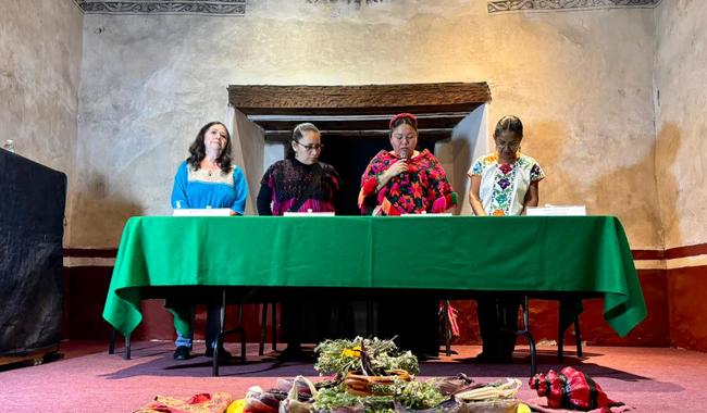 Exposición ‘Partería tradicional: vida, cultura y territorio’ celebra la sabiduría ancestral de las mujeres indígenas