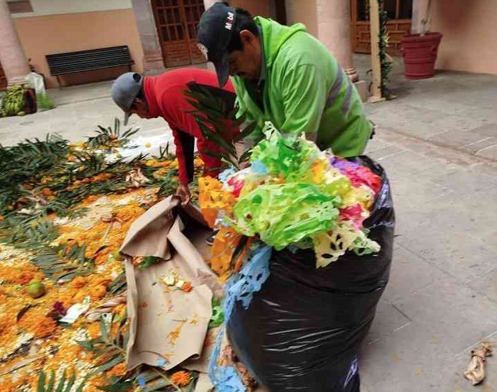 Gobierno de Zacatecas refuerza limpieza en el Centro Histórico tras el Festival de Día de Muertos 2025