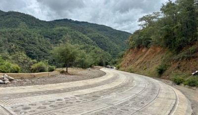 SICT construye 16 caminos artesanales en Oaxaca para fortalecer la conectividad regional