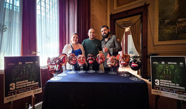El Museo Nacional de la Máscara recibe donación de piezas peruanas y anuncia el 3er Encuentro Internacional de Maestras y Maestros Mascareros 2026