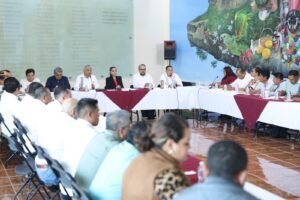 Gobernadora Evelyn Salgado refrenda compromiso de diálogo con CETEG en Chilpancingo