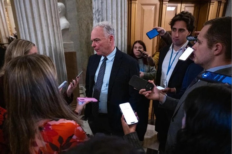 Senado de Estados Unidos aprueba iniciar el debate para poner fin al cierre de gobierno más largo en su historia