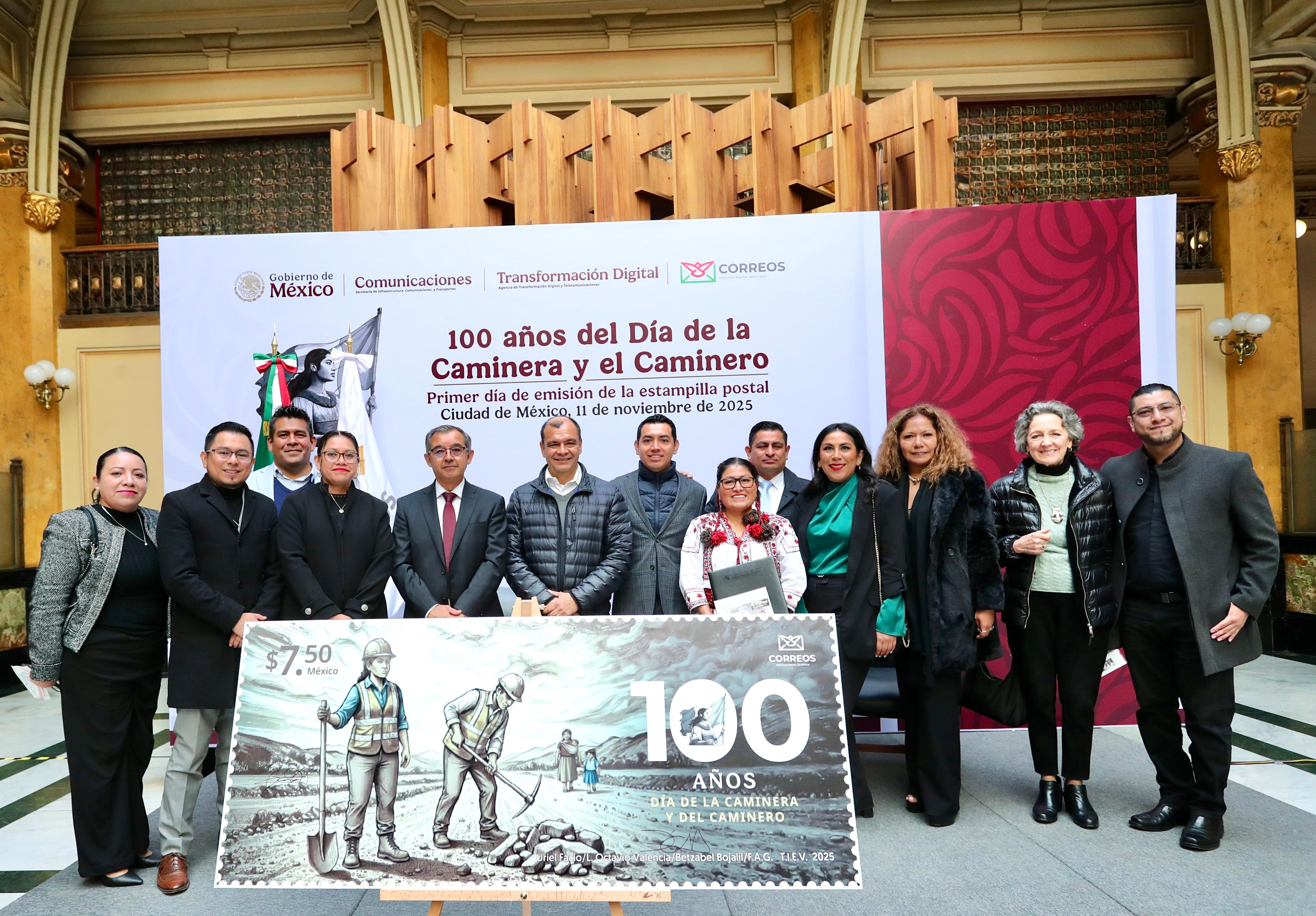 Correos de México emite timbre postal por los 100 años de las camineras y camineros del país
