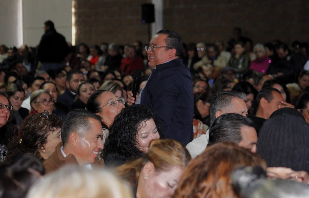 Más de mil docentes participan en Encuentro Regional de Convivencia Escolar 2025 en Guanajuato