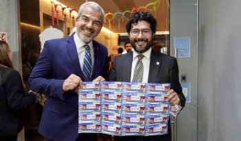 Gobierno mexicano y OIT conmemoran 70 años de colaboración con billete conmemorativo de Lotería Nacional