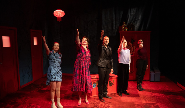 Vine a decir adiós: una travesía surrealista en el Teatro El Granero hasta diciembre