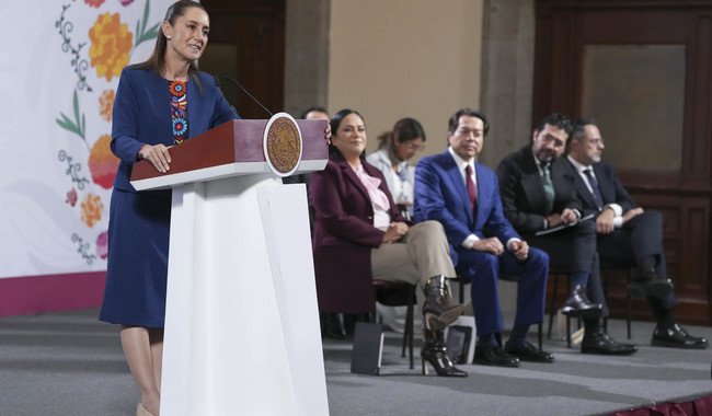 Plan Michoacán impulsa educación con 30 mil nuevos lugares y becas de transporte