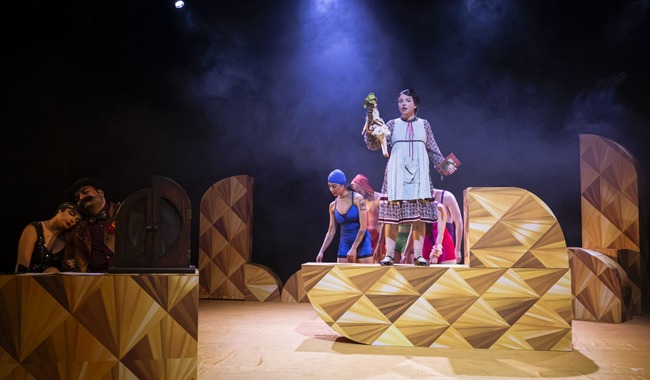 Mayo, obra sobre exilio y amor a los libros, se presenta en Tlaxcala con Escenarios IMSS-Cultura