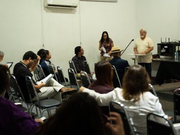 Inteligencia Artificial y arte: diálogo crítico en Jornadas de la Escuela Adolfo Prieto