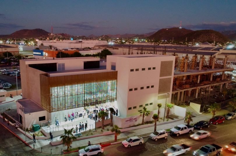 Gobernador Castro Cosío inaugura primera etapa del Centro Integral de Finanzas en La Paz con inversión de 103.77 millones