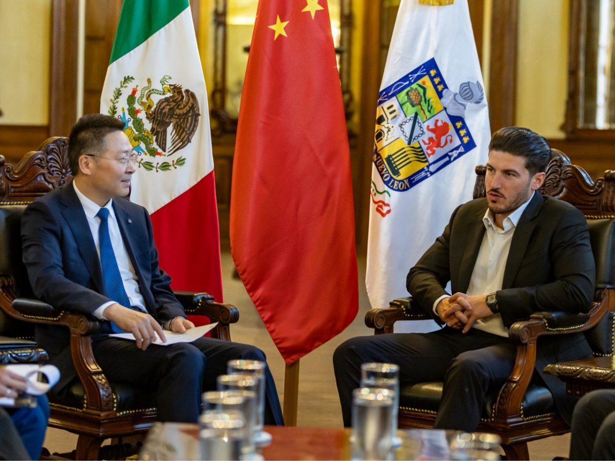 Gobernador Samuel García fortalece relaciones con China en encuentro con embajador Chen Daojiang
