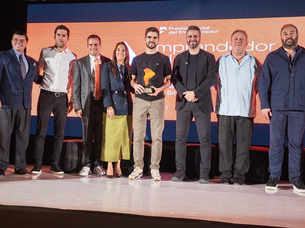 Bitacora.io gana Premio Estatal del Emprendedor 2025 en Nuevo León con premio de $200,000 pesos