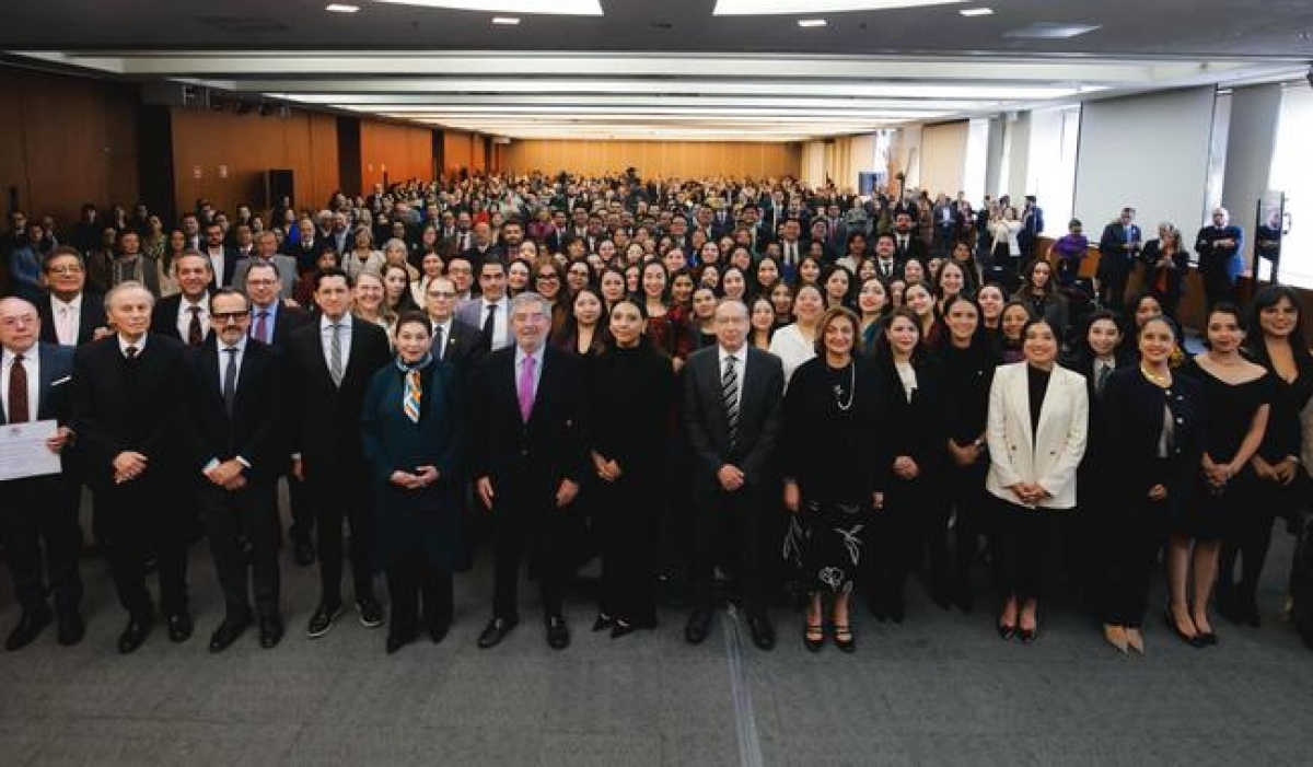 Cancillería reconoce a nueva generación del Servicio Exterior Mexicano y reafirma defensa del derecho al asilo