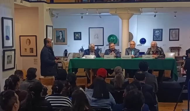 Benjam&iacute;n Barajas celebra 60 a&ntilde;os con nuevos libros en la Capilla Alfonsina