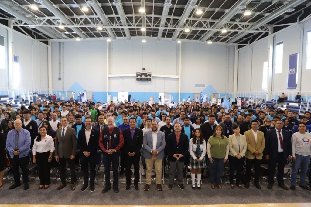 Guanajuato consolida liderazgo nacional en educación STEAM con torneos de robótica y premiación de proyectos innovadores