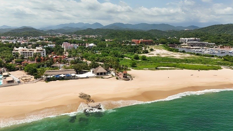 Oaxaca fortalece conectividad aérea con cuatro nuevas rutas desde Estados Unidos y Canadá