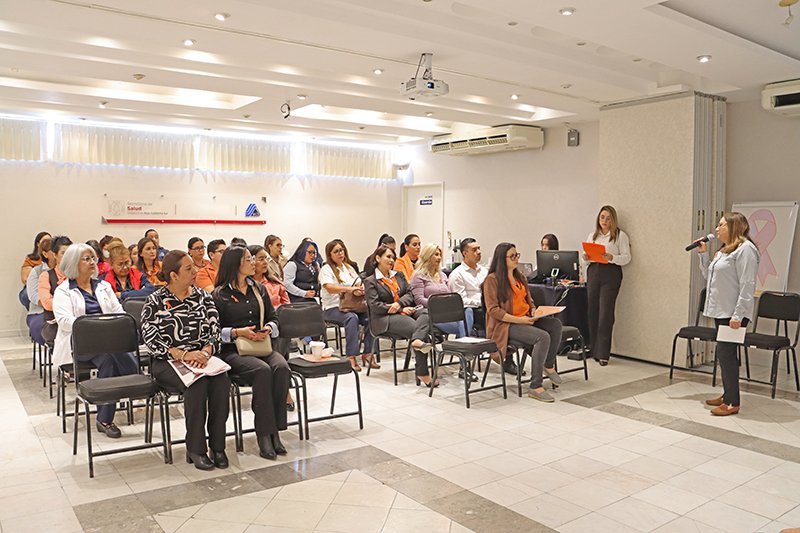 Secretaría de Salud de BCS capacita a personal para construir espacios libres de violencia