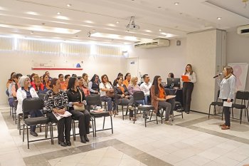 Secretaría de Salud de BCS capacita a personal para construir espacios libres de violencia