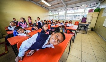 Beca Universal Rita Cetina incrementa 58.2% su cobertura con inversión histórica de 75 mil millones de pesos