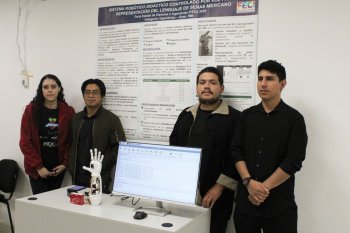 Estudiantes de la UTPN crean brazo robótico controlado por voz para enseñar Lengua de Señas Mexicana