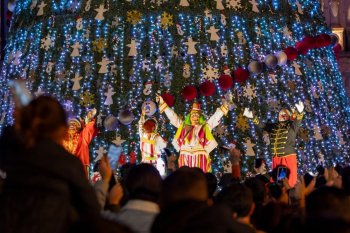 Inaugura Gobernador David Monreal Festival de Luces Zacatecas 2025 en Centro Histórico