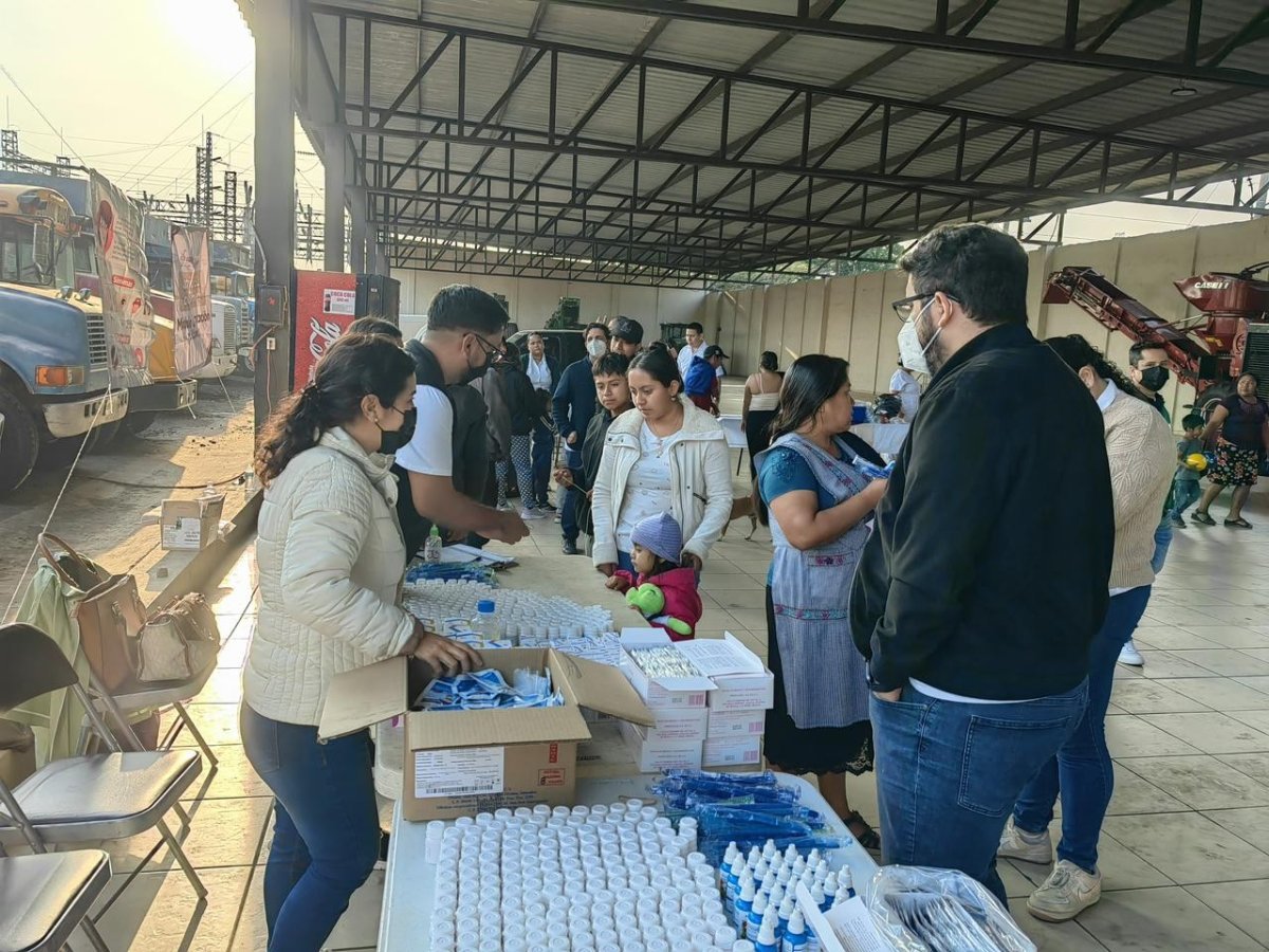 Colima implementa jornada intensiva de vacunación y filtros sanitarios para cortadores de caña ante riesgo de sarampión