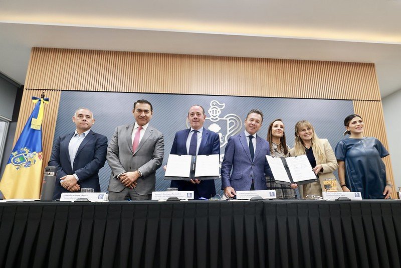 Gobierno de Jalisco y Fundación Scholas firman convenio para atención integral a familias de personas desaparecidas