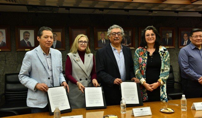 INAH e IMP firman carta de intención para proteger patrimonio paleontológico e inauguran exposición temporal