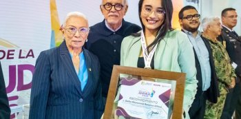 Gobernador de Nayarit entrega Premio Estatal de la Juventud 2025 y anuncia 100 créditos a cero intereses