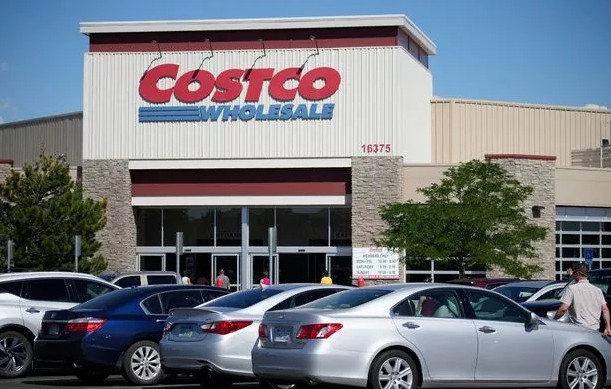 Costco demanda reembolso de aranceles ante tribunal de EE.UU. en medio de revisión a política comercial de Trump