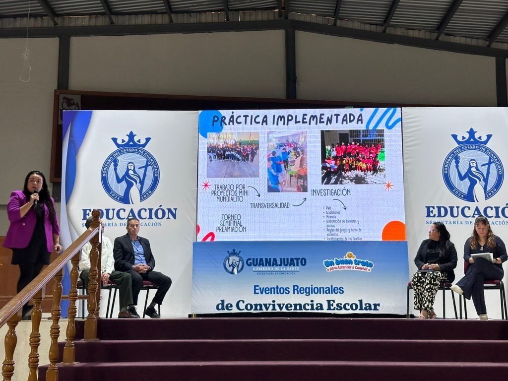 Maestros de Guanajuato presentan prácticas exitosas para fortalecer convivencia escolar en evento regional