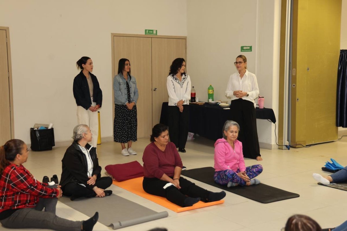 Presidenta del Patronato DIF imparte curso de sonoterapia en cierre de ciclo de Casa de la Mujer