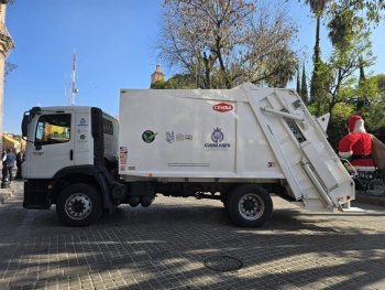 Entregan camión recolector en Dolores Hidalgo para fortalecer gestión de residuos