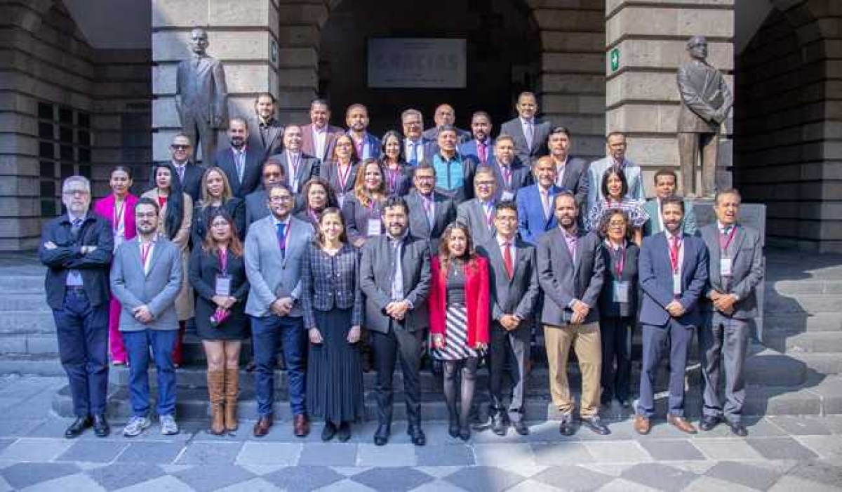 Conasetra analiza reducción de jornada laboral y firma acuerdos para fortalecer la justicia laboral