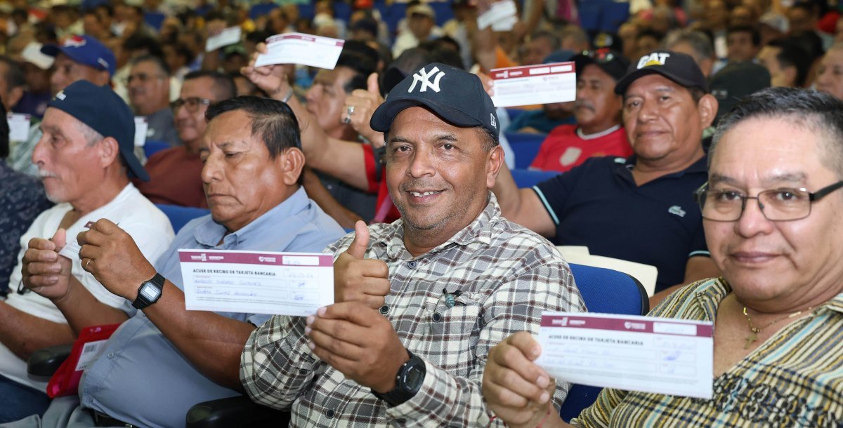 Gobernador de Tabasco acompaña a alcaldesa de Jonuta en su Primer Informe de Gobierno 2025