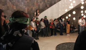 Museo de Arte Moderno ofrece recorrido sensorial inclusivo por el Día Internacional de las Personas con Discapacidad