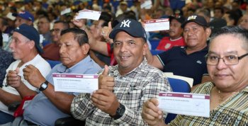 Gobernador de Tabasco acompaña a alcaldesa de Jonuta en su Primer Informe de Gobierno 2025