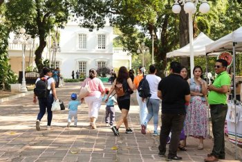 IFAT presenta segunda edición del Desfile de Modas Artesanal 'Jit’Pixan' en Tabasco